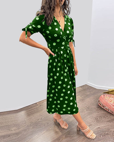 Dianne | Dress with V-neck and polka dots